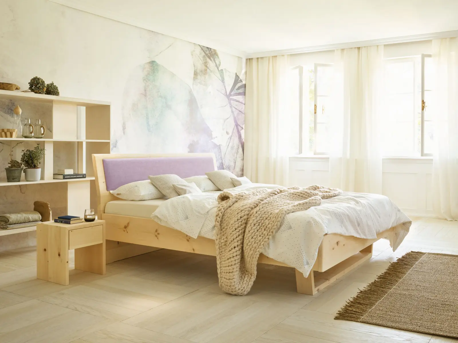 Schlafzimmer in Zirbe & Eiche